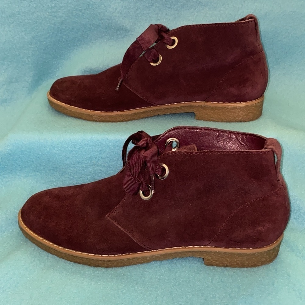 ISAAC MIZRAHI LIVE CHUKKA Imzoe leather suede upper merlot purple NEW size 7M